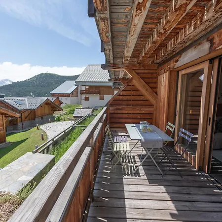 Chez Annie- 2 Avec Garage Sous Terrain شقة ألب دويز